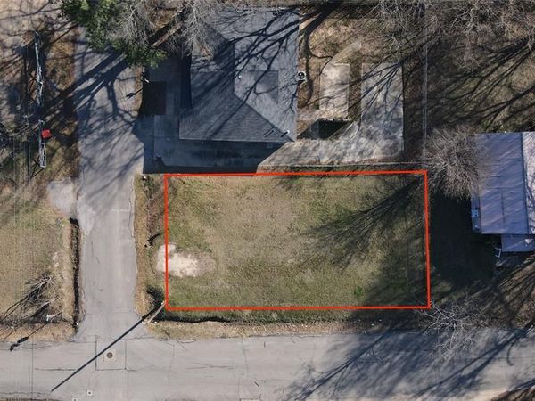 1481 NE 10, Paris, TX 75460
