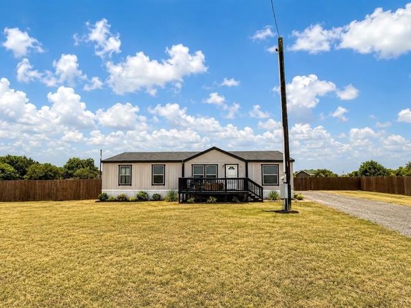 142 Gary Court, Decatur, TX 76234