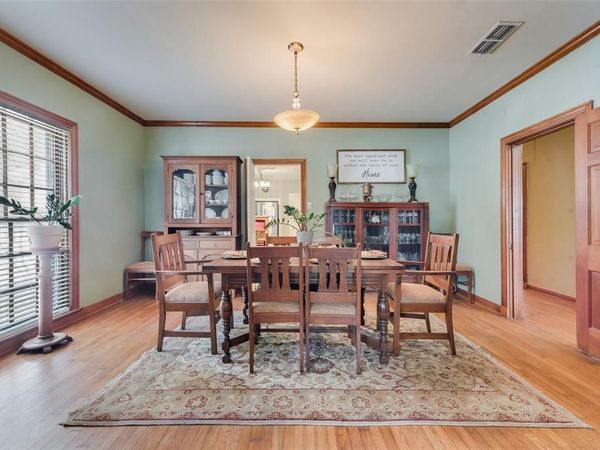 233 E High Street, Wills Point, TX 75169