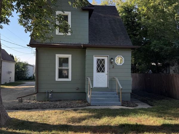 62 3RD AVENUE NW, Watertown, SD 57201
