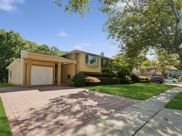 1031 Fordham Lane , Woodmere, NY 11598