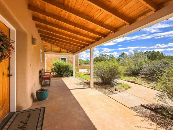 21 Los Prados , Santa Fe, NM 87506