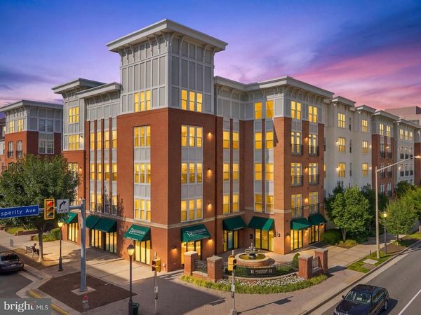 2665 PROSPERITY AVENUE , Unit 224, FAIRFAX, VA 22031