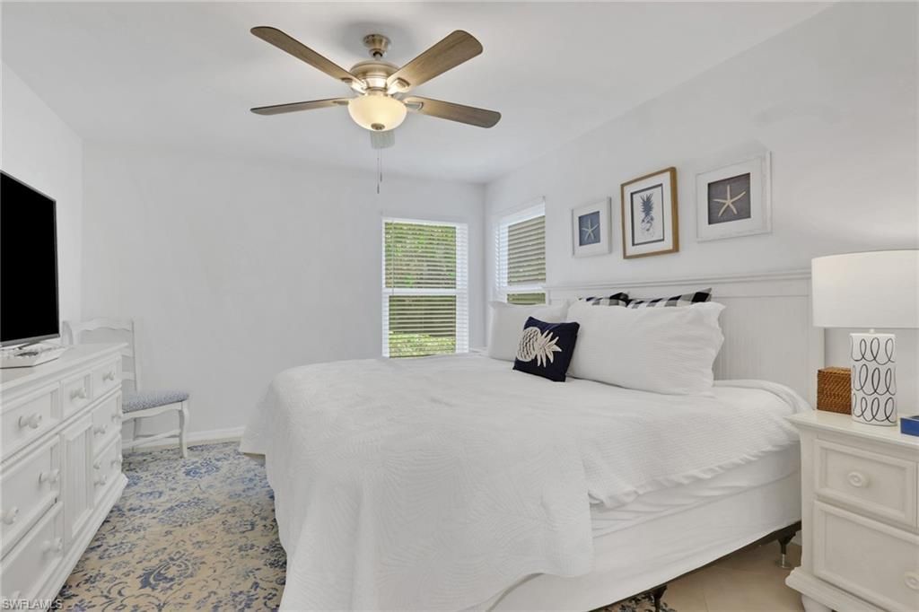 437 Fox Den Cir, Naples, FL 34104 Photo