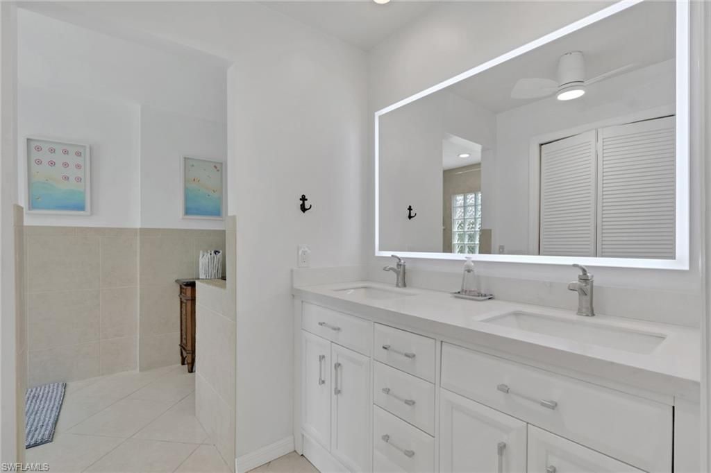 437 Fox Den Cir, Naples, FL 34104 Photo