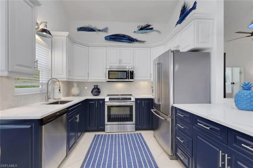 437 Fox Den Cir, Naples, FL 34104 Photo
