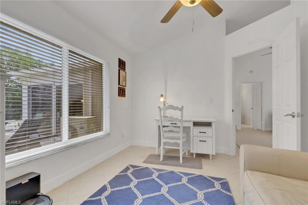 437 Fox Den Cir, Naples, FL 34104 Photo