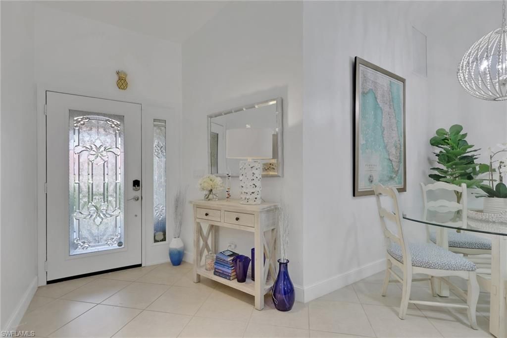 437 Fox Den Cir, Naples, FL 34104 Photo