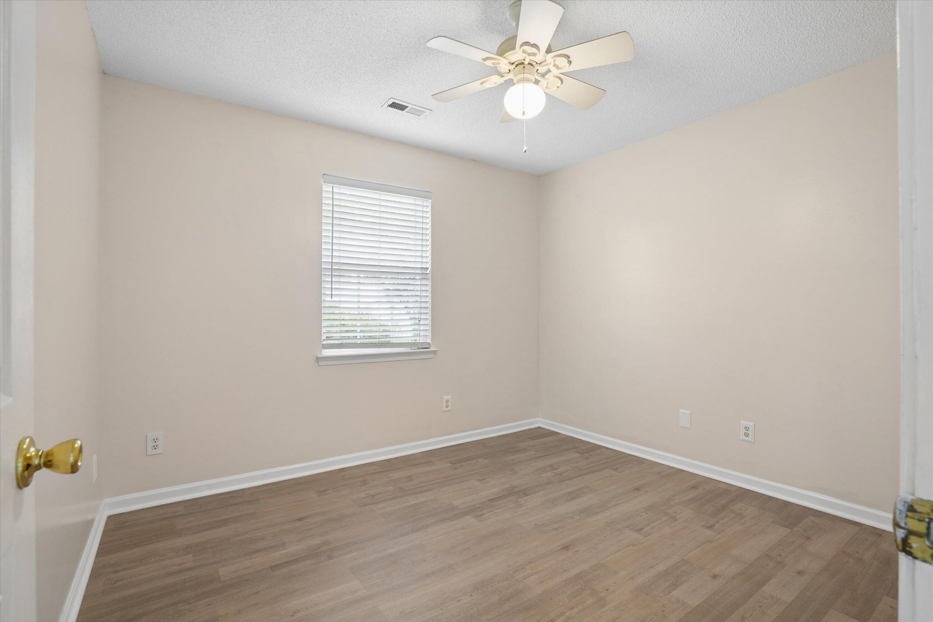 123 Giles Drive Photo 21