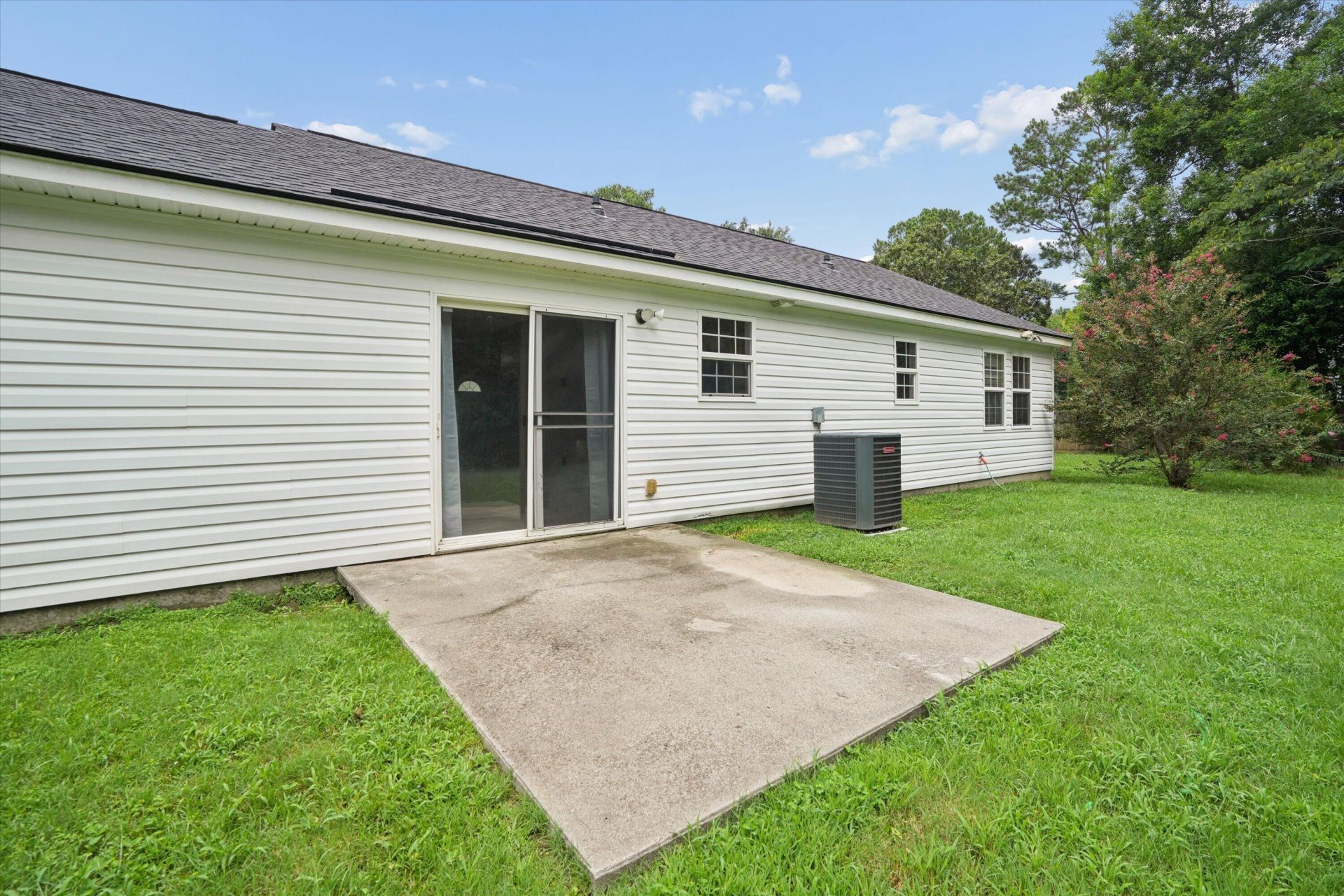 123 Giles Drive Photo 23