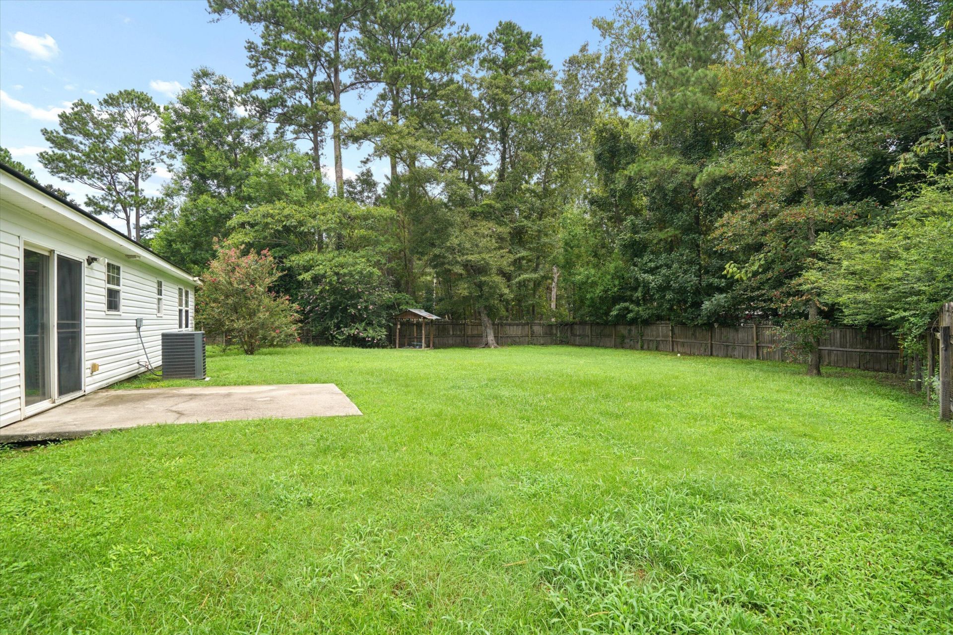 123 Giles Drive Photo 24
