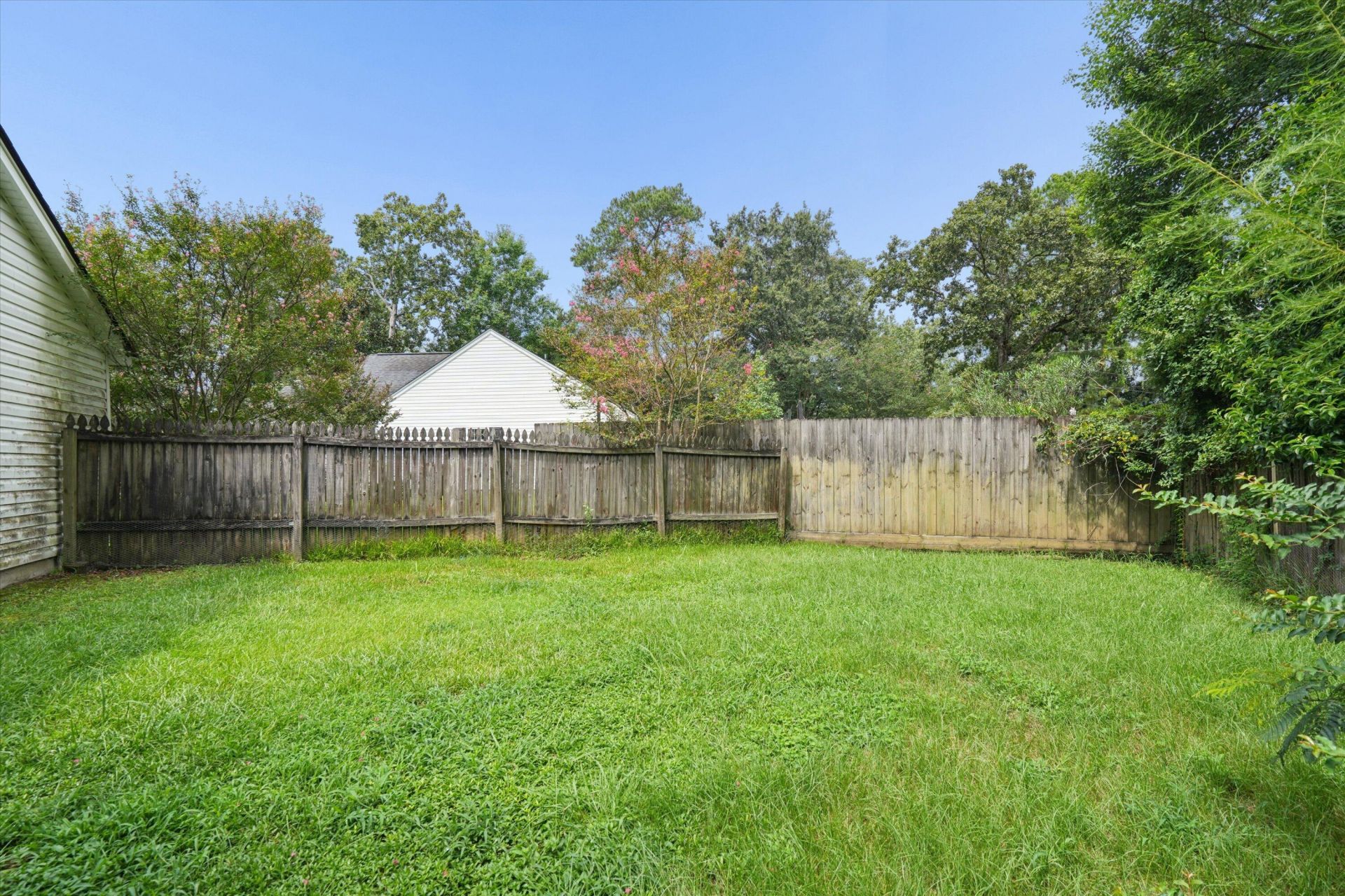 123 Giles Drive Photo 27