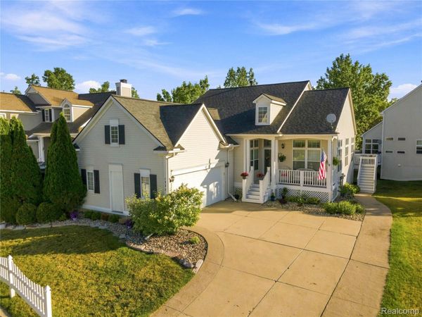 1535 Fountain View Lane, Oxford Township, Mi 48371