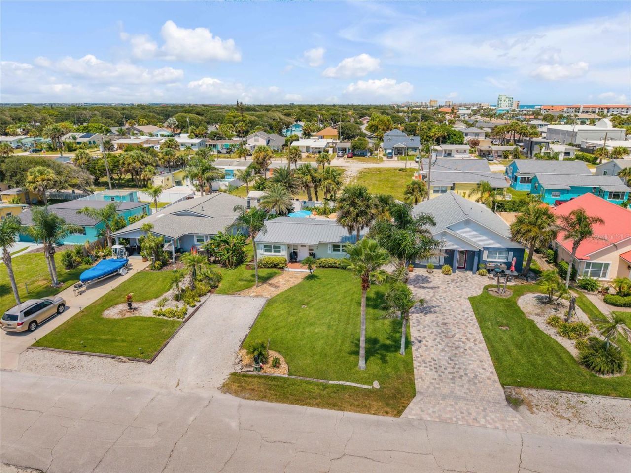 828 E 25th Avenue, New Smyrna Beach, FL 32169 Photo