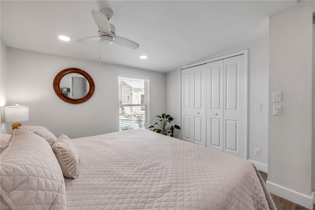 828 E 25th Avenue, New Smyrna Beach, FL 32169 Photo