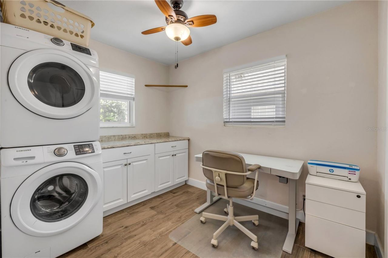 828 E 25th Avenue, New Smyrna Beach, FL 32169 Photo