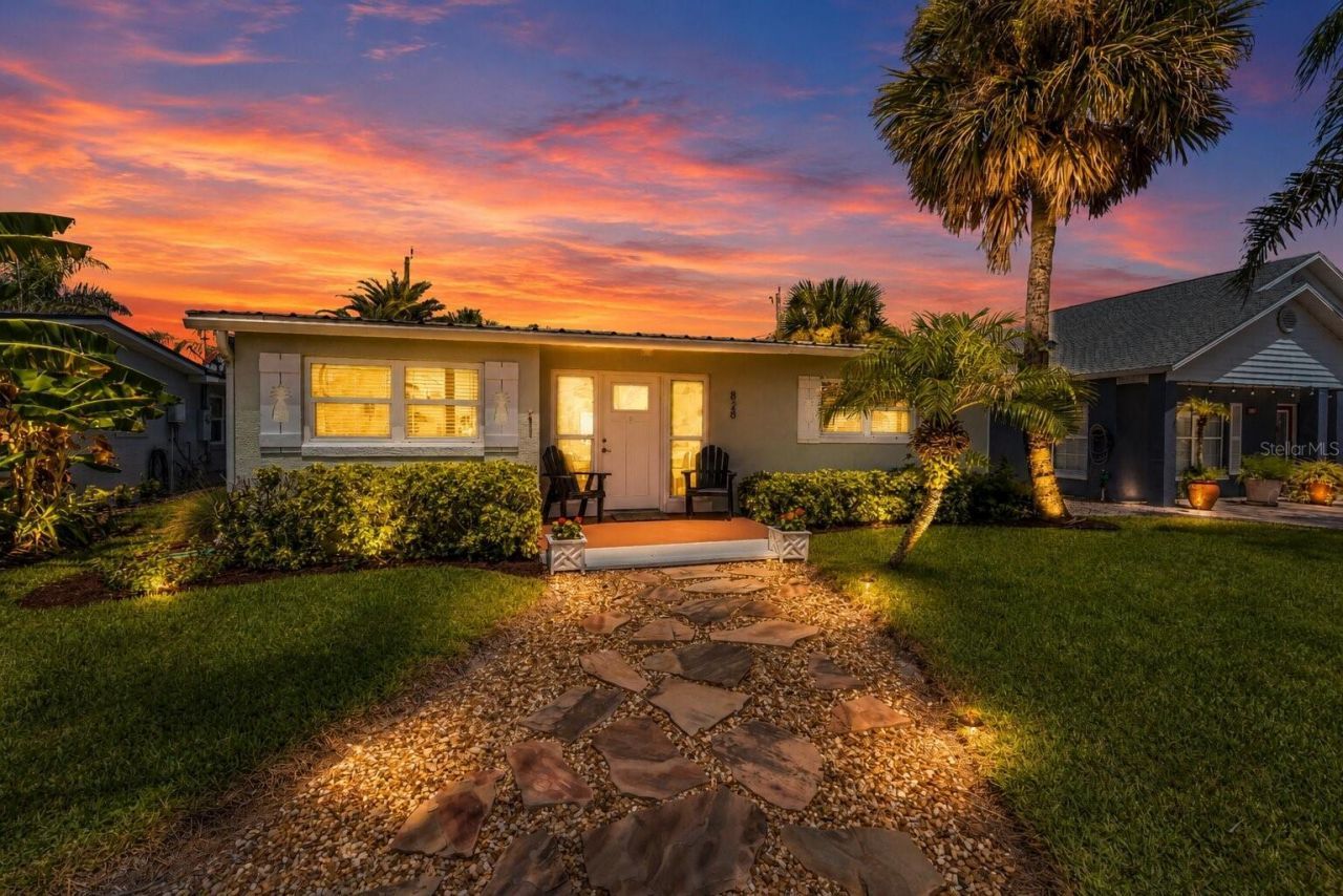 828 E 25th Avenue, New Smyrna Beach, FL 32169 Photo