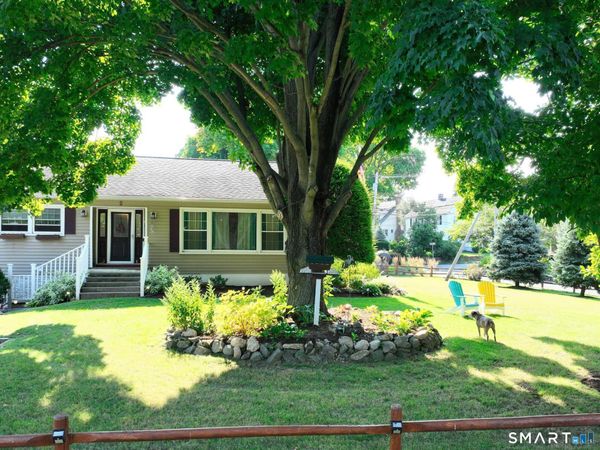 2 Old Well , Norwalk, CT 06855