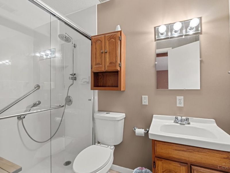2099 St Rt 133, Tate Township, OH 45106 Photo 9
