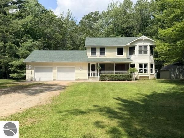 1111 Washington Street E, East Tawas, MI 48730