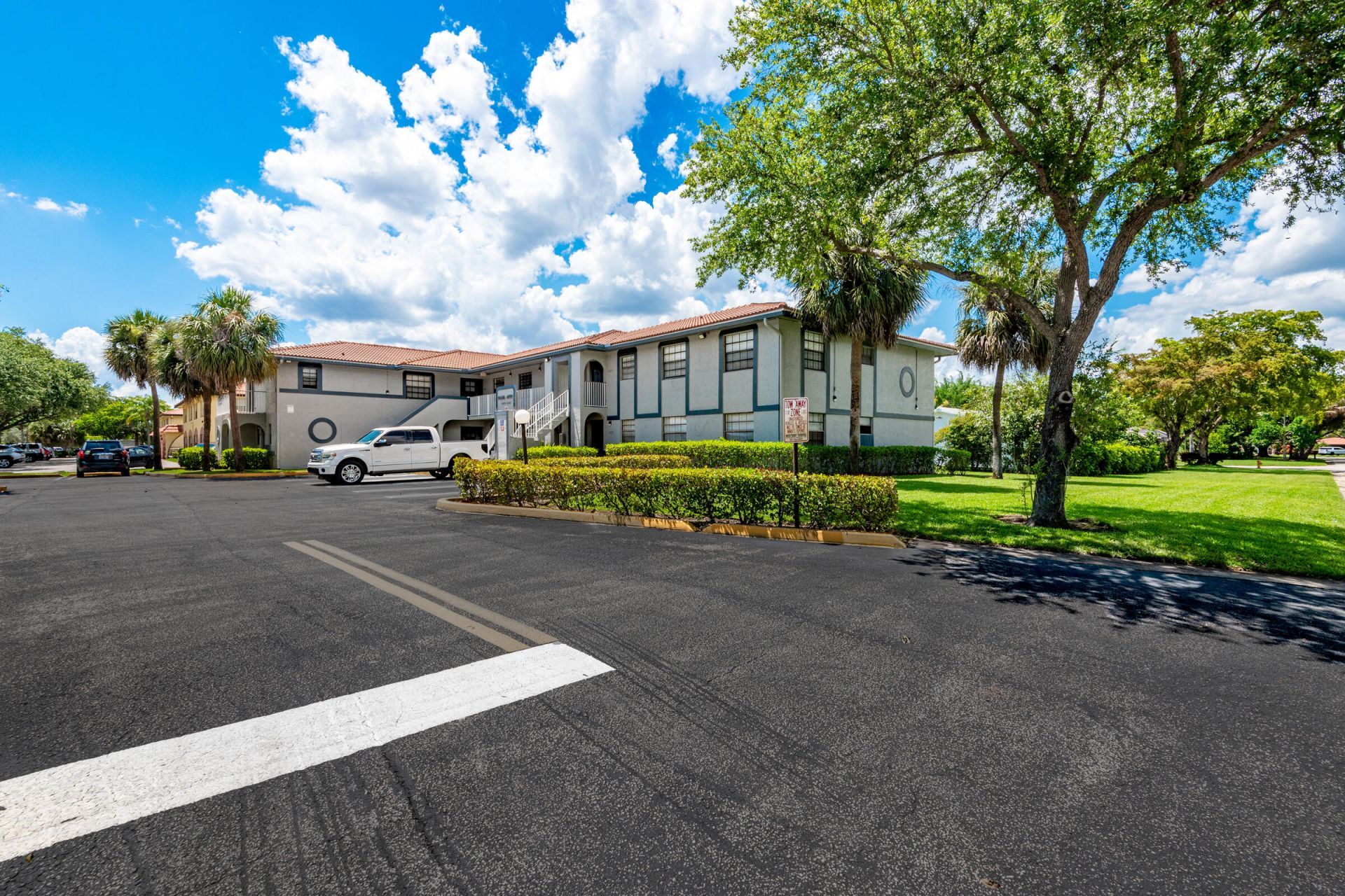 10675 Royal Palm Boulevard, Coral Springs, FL 33065 Photo