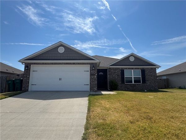 1641 Greenbank Drive , Centerton, AR 72719