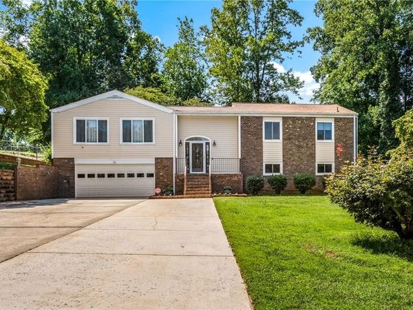 223 Vandyke Street , Kernersville, NC 27284