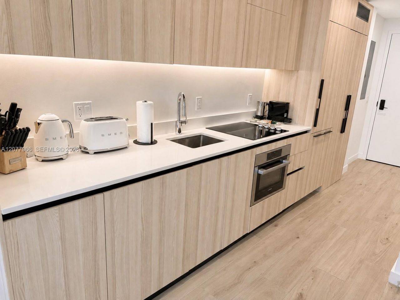 225 N Miami Ave , Unit 2810, Miami, FL 33128 Photo