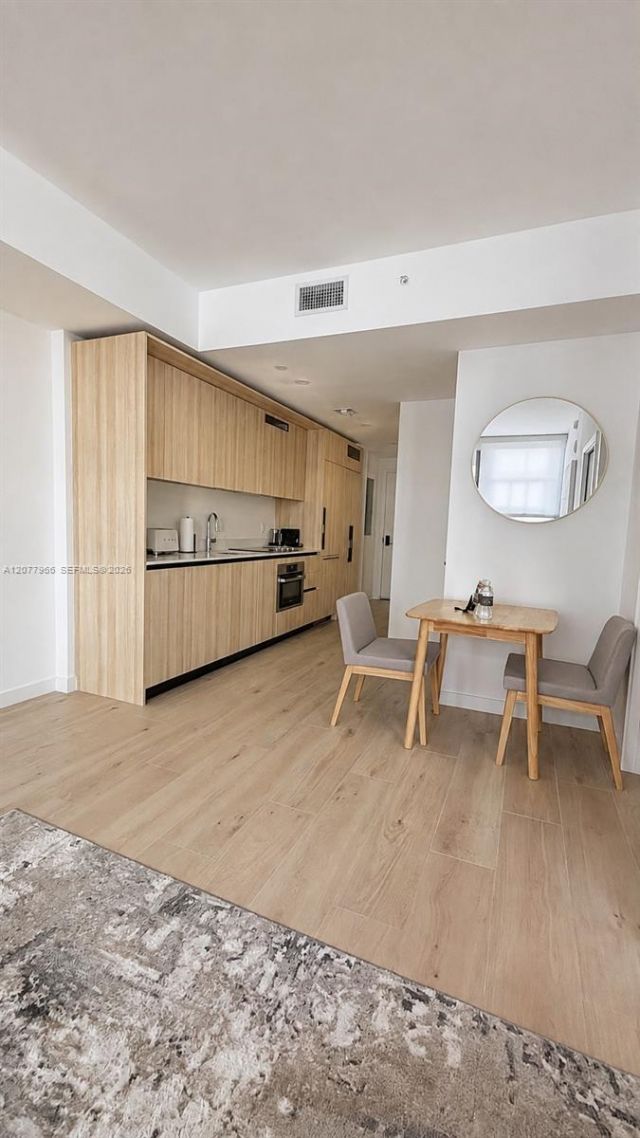 225 N Miami Ave , Unit 2810, Miami, FL 33128 Photo