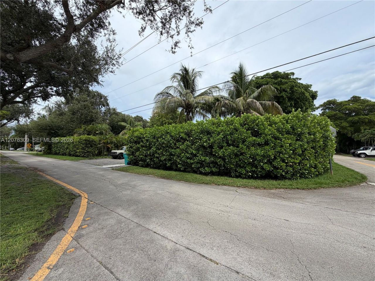 12015 NE 10 Ave , Biscayne Park, FL 33161 Photo