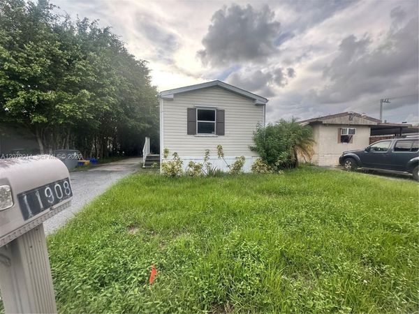 11908 Cove Pl, Unit A, Boca Raton, FL 33428