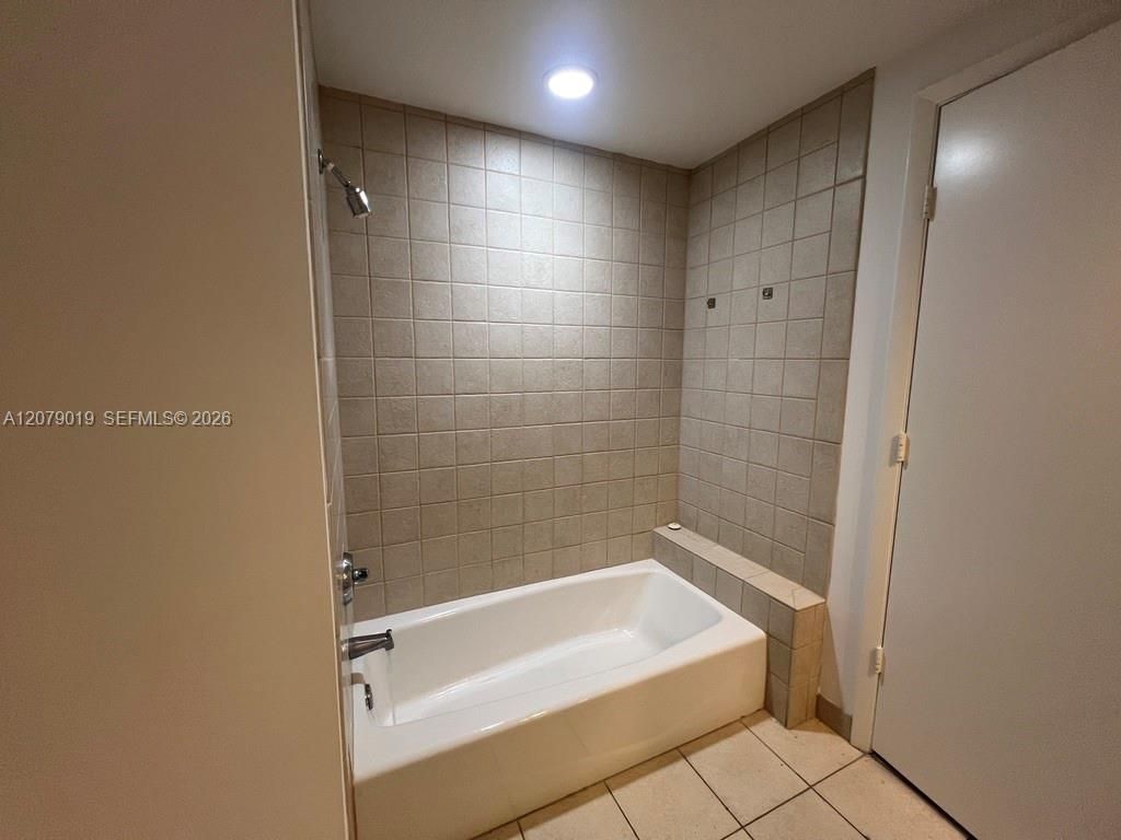 801 Brickell Key Blvd , Unit 1204, Miami, FL 33131 Photo