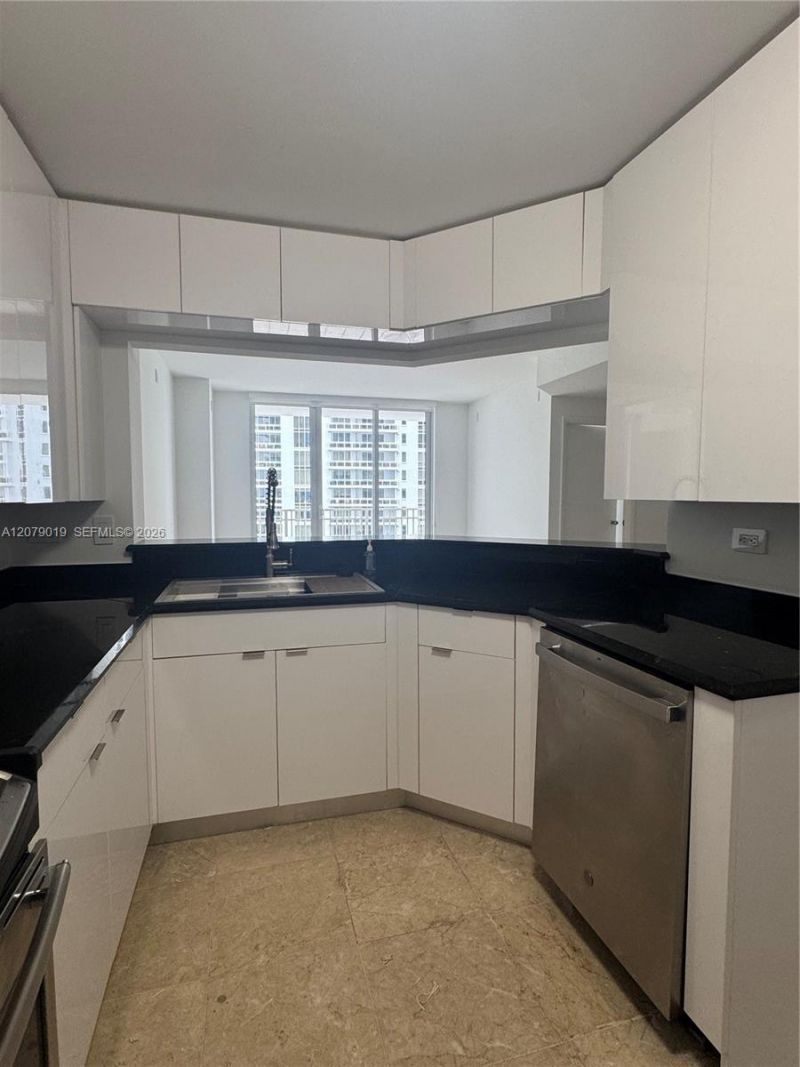 801 Brickell Key Blvd , Unit 1204, Miami, FL 33131 Photo