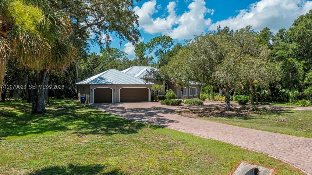 4033 Oak Haven Dr. , La Belle, FL 33935 Photo