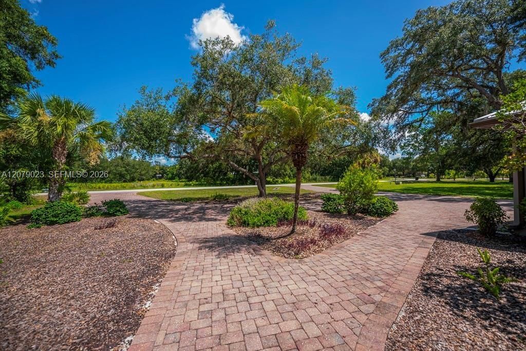 4033 Oak Haven Dr. , La Belle, FL 33935 Photo