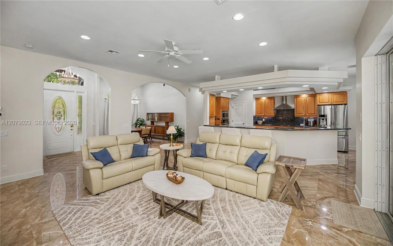 4033 Oak Haven Dr. , La Belle, FL 33935 Photo