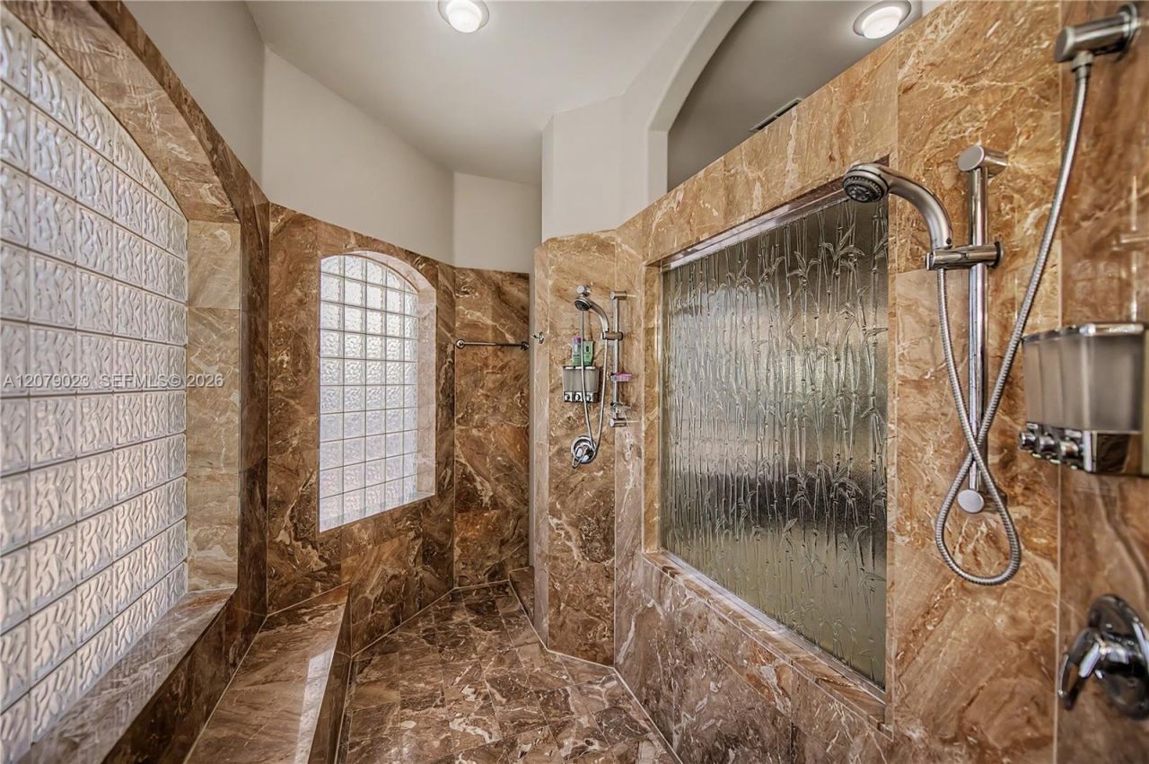 4033 Oak Haven Dr. , La Belle, FL 33935 Photo