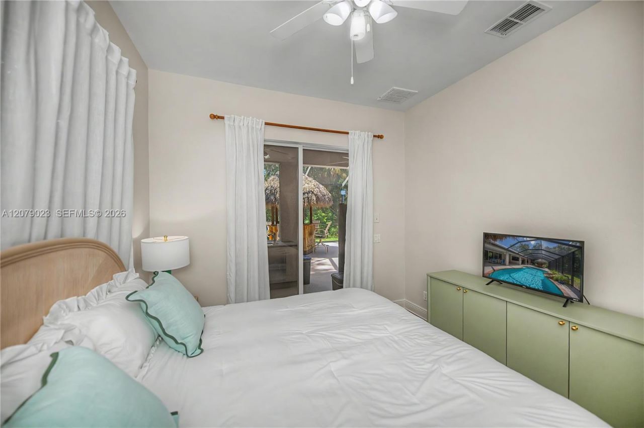 4033 Oak Haven Dr. , La Belle, FL 33935 Photo