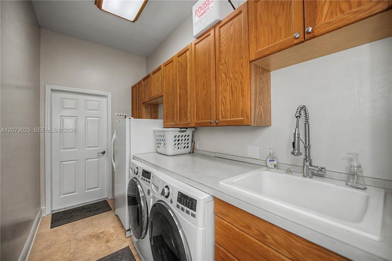 4033 Oak Haven Dr. , La Belle, FL 33935 Photo