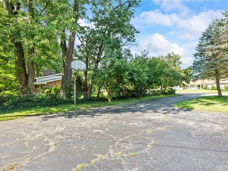 5208 Vernadale Drive, Washington Township, OH 45429 Photo 46