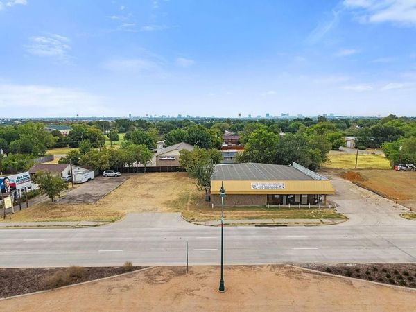 7300 Main Street , The Colony, TX 75056