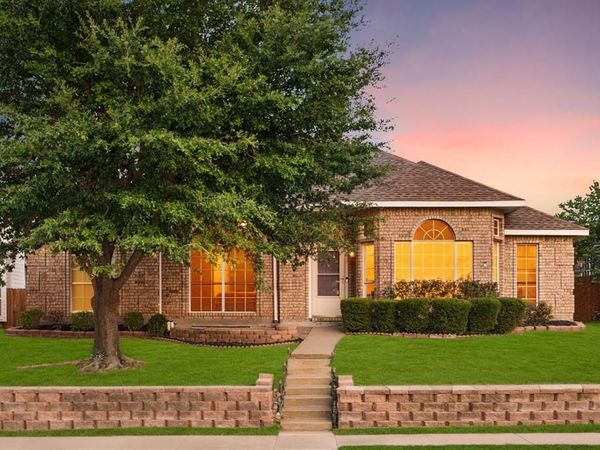 5084 Lakeshore Boulevard, The Colony, TX 75056