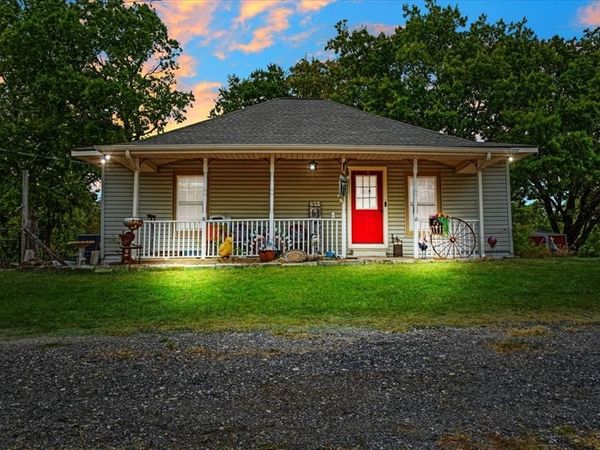 7436 FM 2729 , Van Alstyne, TX 75495