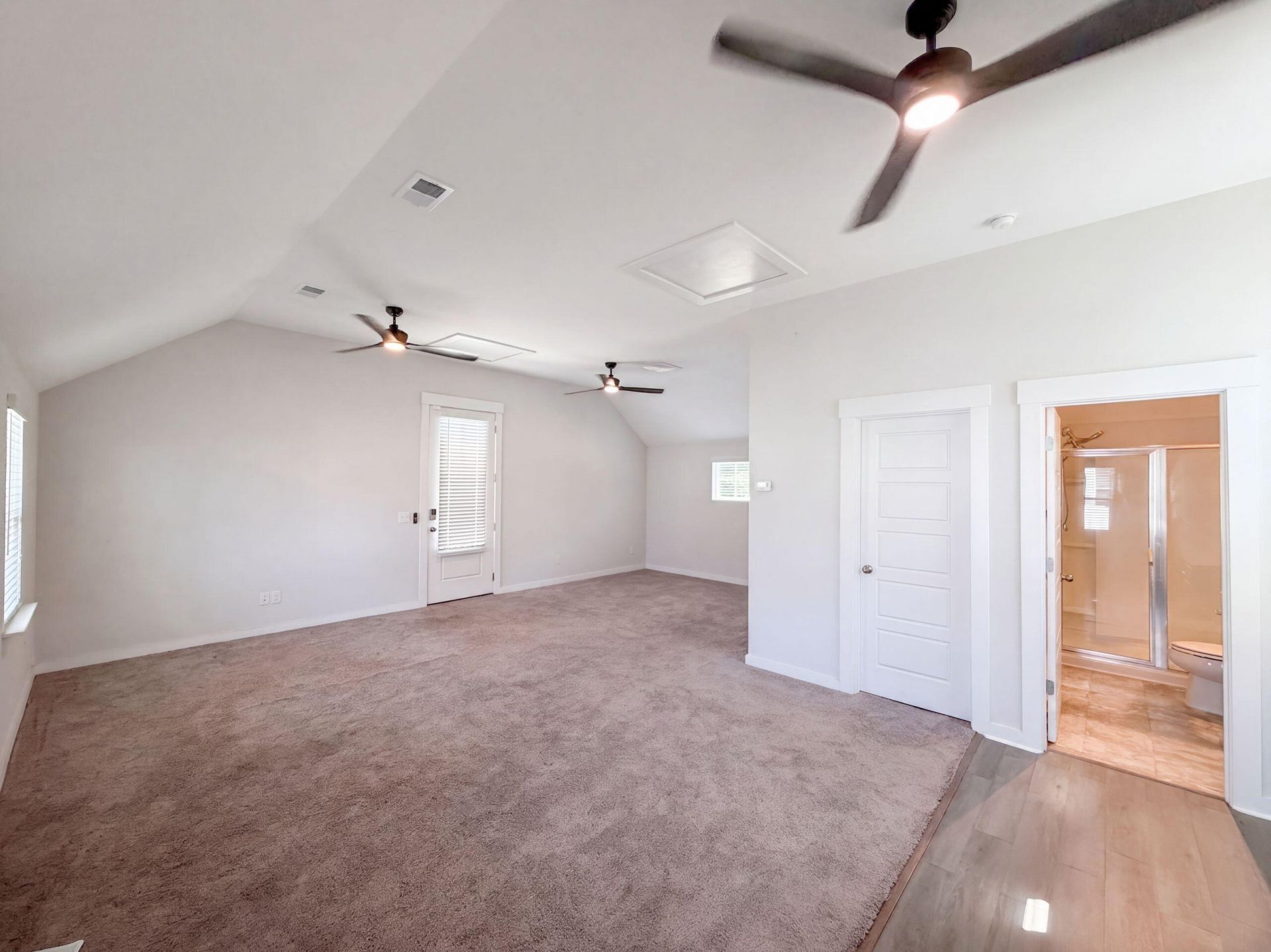 2021 Codorus Lane Photo 4