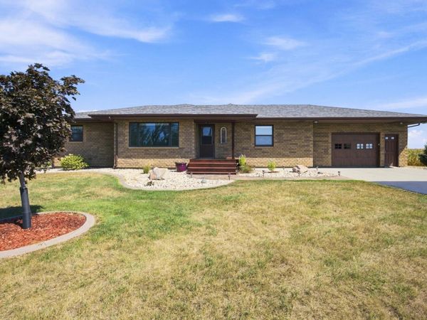 7030 110th Avenue S, Sabin, MN 56580