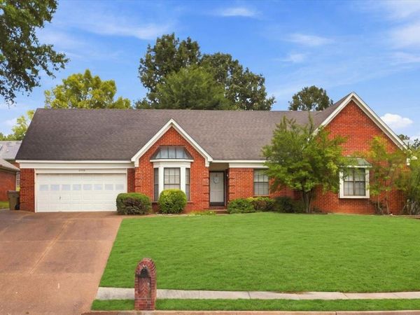 8590 S RHONDA CIR, Memphis, TN 38018