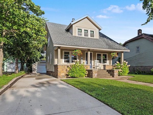 809 ILLINOIS AVENUE, Stevens Point, WI 54481