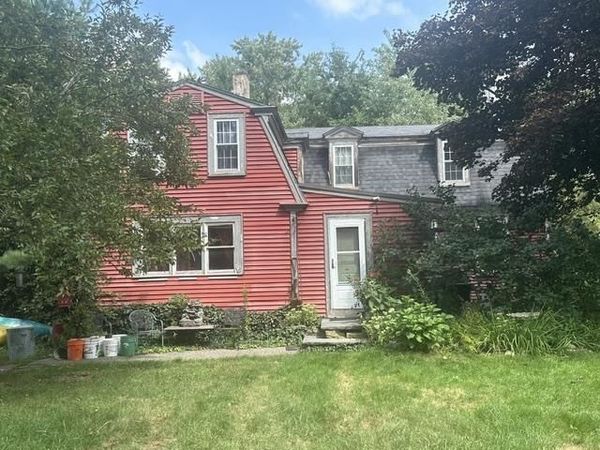 50 Deep Meadow Lane, Exeter, NH 03833