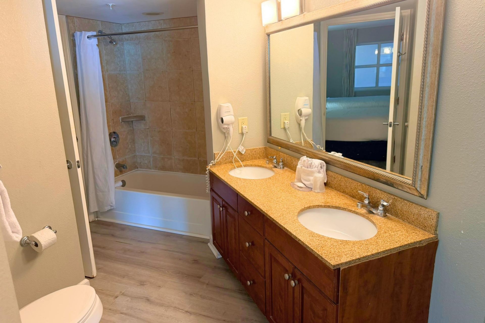 5200 N Ocean Blvd. Photo 12