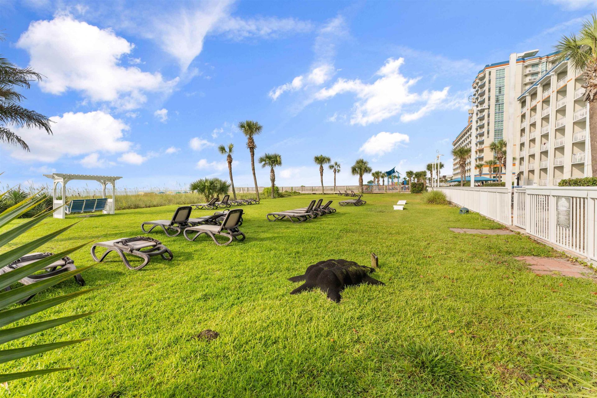 5200 N Ocean Blvd. Photo 20